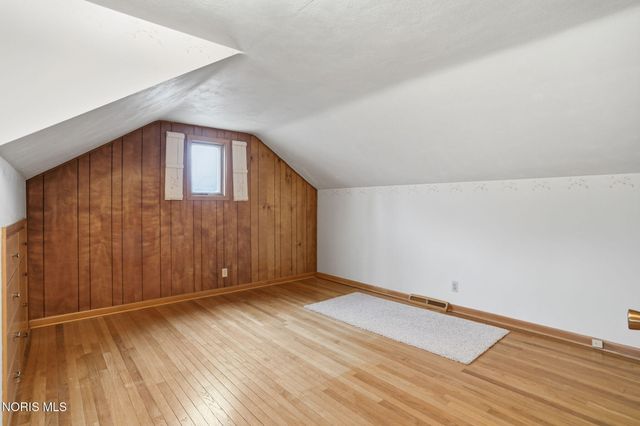 630 Winterhaven Drive, Findlay, OH 45840