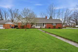 630 Winterhaven Drive, Findlay, OH 45840