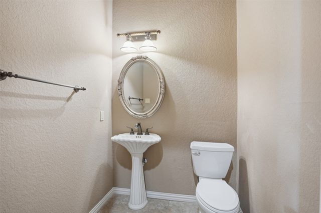 1309 Amsterdam Court, Granbury, TX 76048