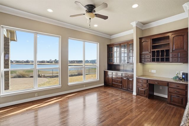 1309 Amsterdam Court, Granbury, TX 76048