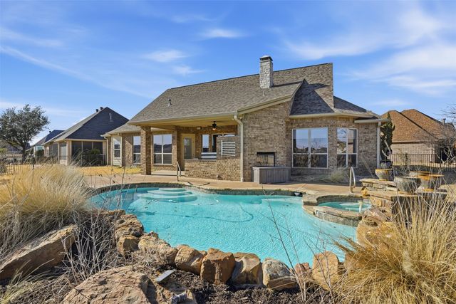 1309 Amsterdam Court, Granbury, TX 76048