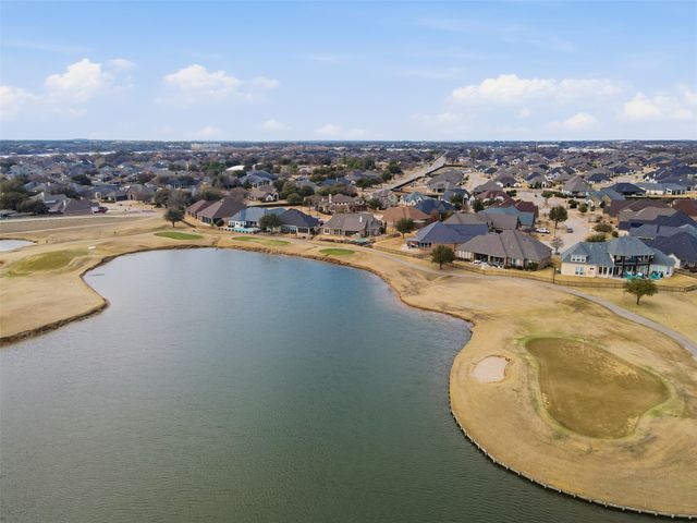 1309 Amsterdam Court, Granbury, TX 76048