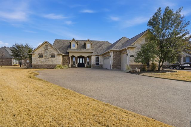 1309 Amsterdam Court, Granbury, TX 76048