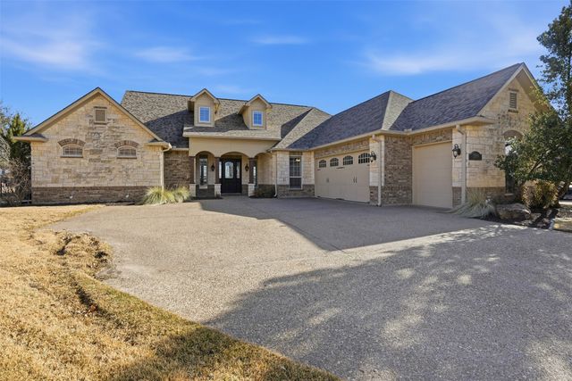 1309 Amsterdam Court, Granbury, TX 76048