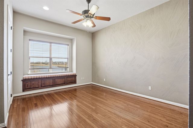 1309 Amsterdam Court, Granbury, TX 76048