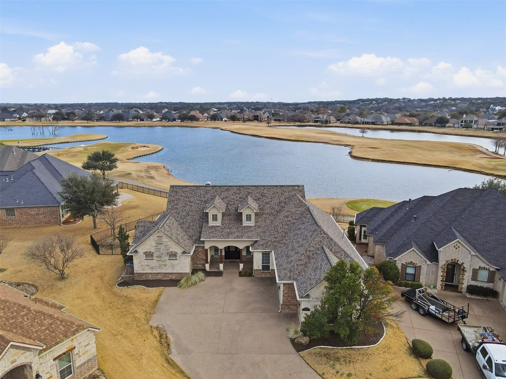 1309 Amsterdam Court, Granbury, TX 76048