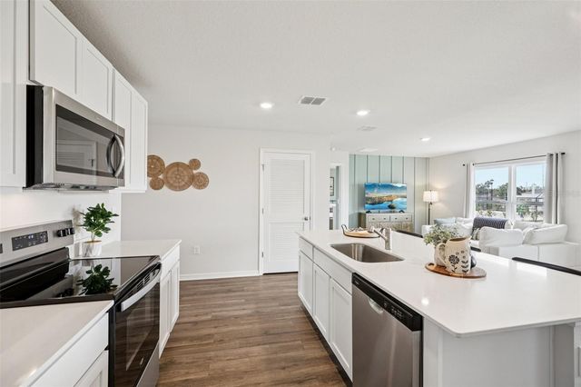 734 GREENWAY BOULEVARD, Lake Wales, FL 33859