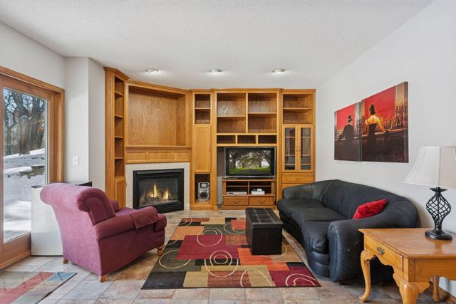 13741 Eidelweiss Street NW, Andover, MN 55304