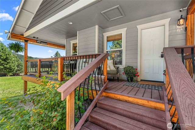 17558 River Road, Leavenworth, WA 98826