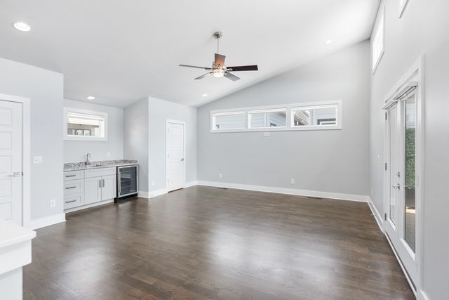 1002A Southside Ave, Nashville, TN 37203