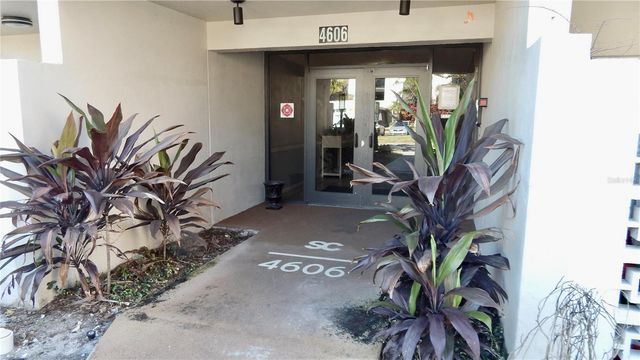 4606 W GRAY STREET 206, Tampa, FL 33609