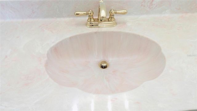 4606 W GRAY STREET 206, Tampa, FL 33609