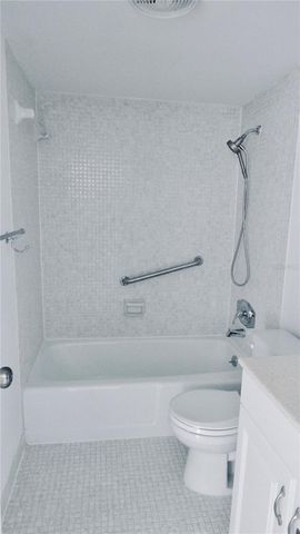 4606 W GRAY STREET 206, Tampa, FL 33609