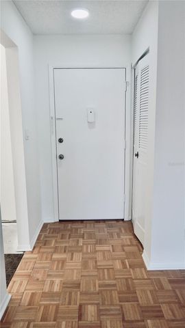 4606 W GRAY STREET 206, Tampa, FL 33609