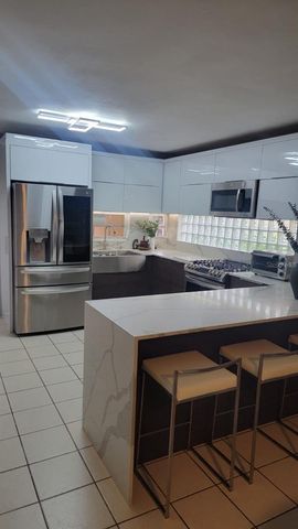 66 PASEO LA ROGATIVA 66, Bayamon, PR 00956