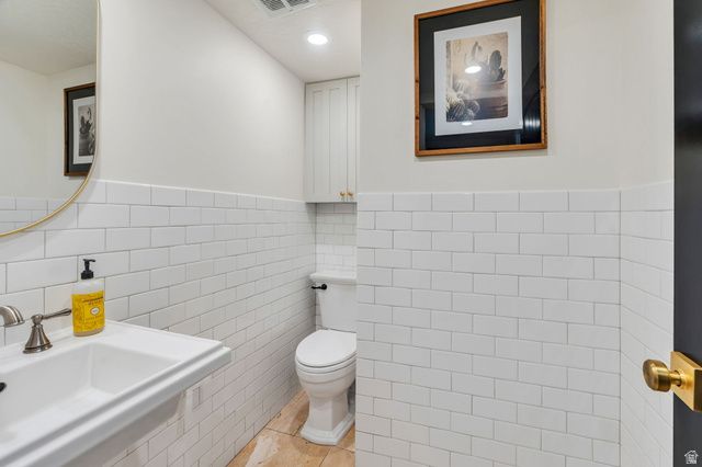 11056 N MANOR DR, Highland, UT 84003