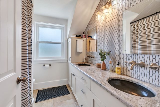 11056 N MANOR DR, Highland, UT 84003