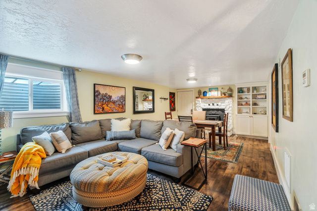 11056 N MANOR DR, Highland, UT 84003