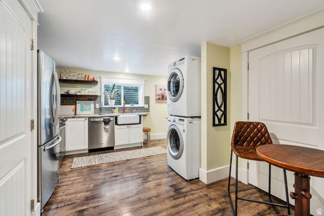 11056 N MANOR DR, Highland, UT 84003