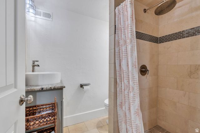 11056 N MANOR DR, Highland, UT 84003