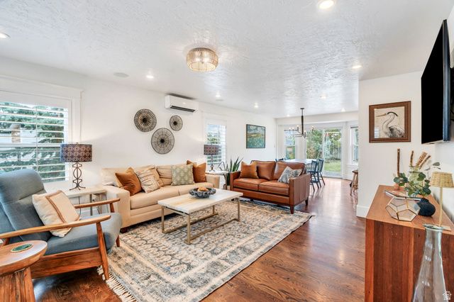 11056 N MANOR DR, Highland, UT 84003