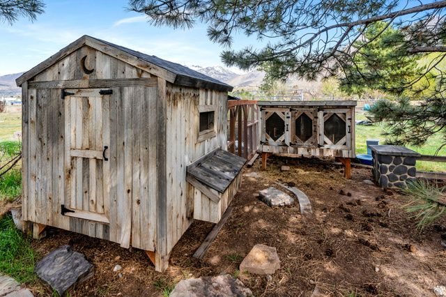 11056 N MANOR DR, Highland, UT 84003