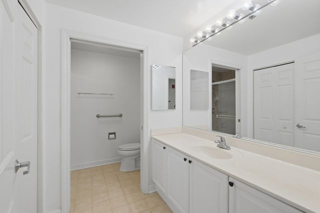 875 E 22nd Street 410, Lombard, IL 60148