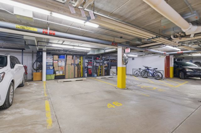 875 E 22nd Street 410, Lombard, IL 60148