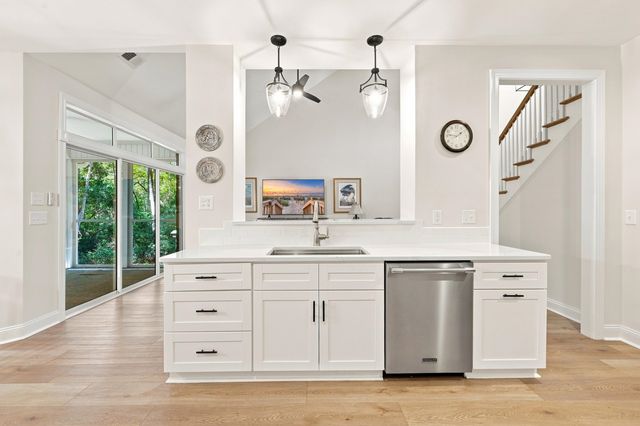 45 Highwood Circle, Murrells Inlet, SC 29576