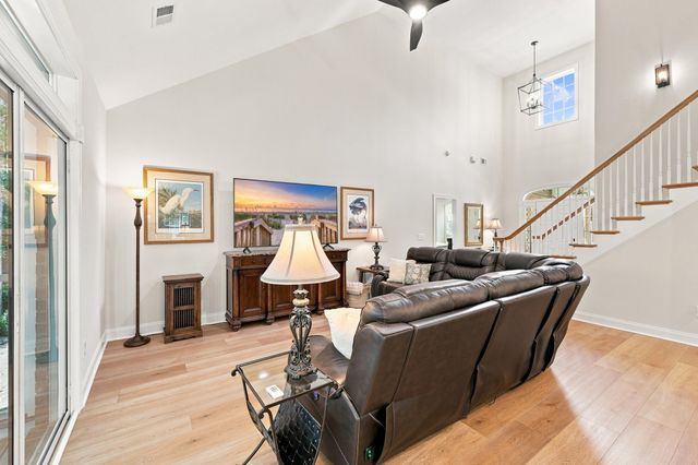 45 Highwood Circle, Murrells Inlet, SC 29576