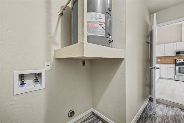 2730 Saint Peter St, Corpus Christi, TX 78418