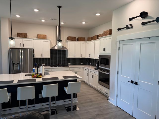 896 Carnes Crossing, Summerville, SC 29486
