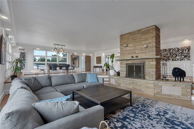 30 Circuit Drive, Cumberland, RI 02864