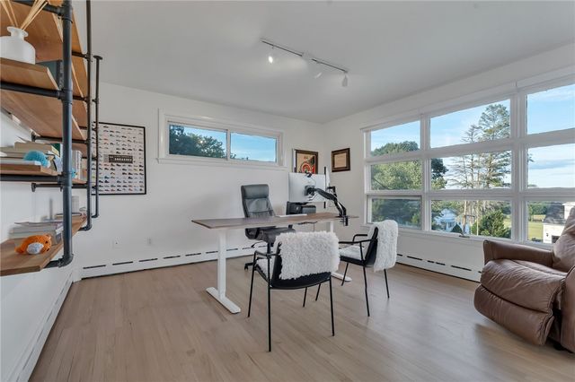 30 Circuit Drive, Cumberland, RI 02864