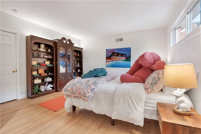 30 Circuit Drive, Cumberland, RI 02864