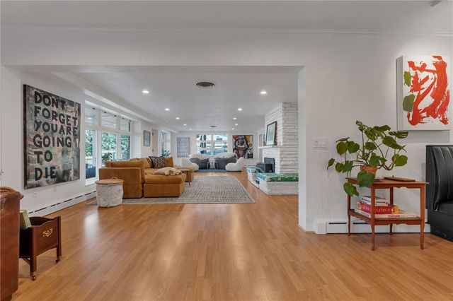 30 Circuit Drive, Cumberland, RI 02864