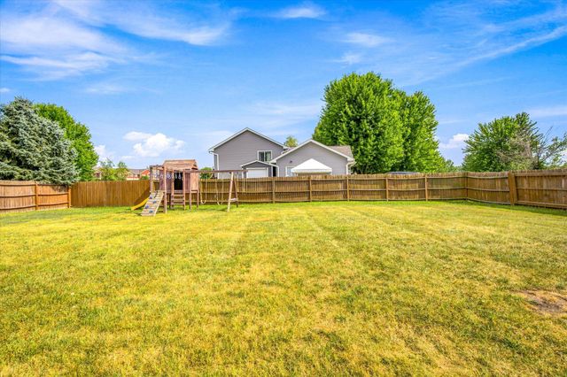1655 10th Avenue SE, Cambridge, MN 55008