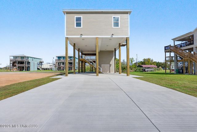 4023 Honshu Street, Bay Saint Louis, MS 39520