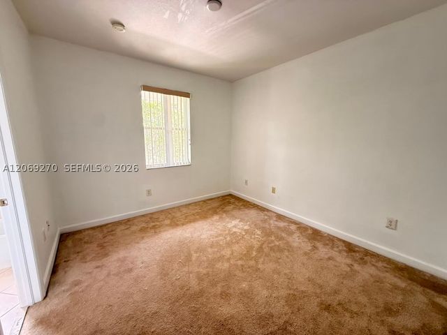 230 SE 29th Ave 12, Homestead, FL 33033