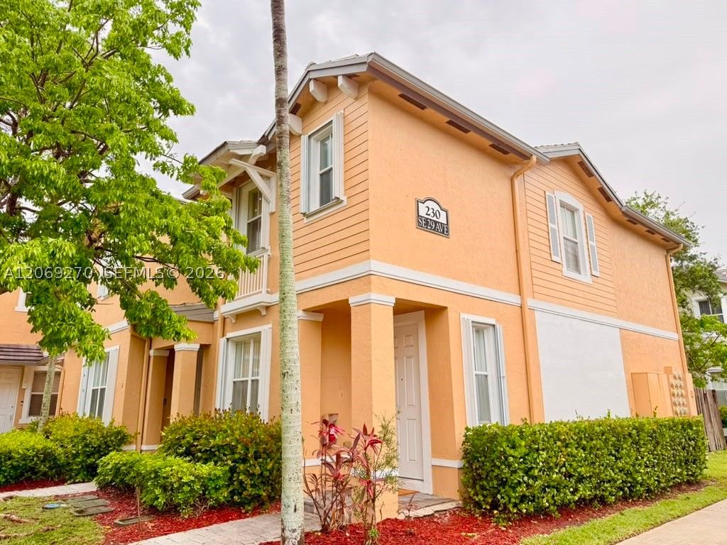 230 SE 29th Ave 12, Homestead, FL 33033