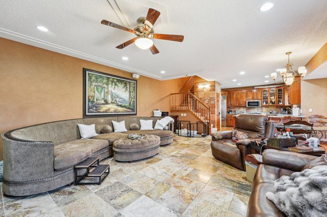 18685 Highview Avenue, Lakeville, MN 55044