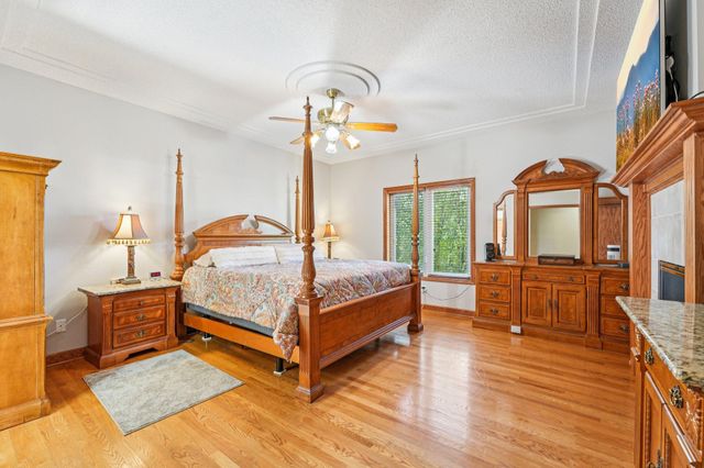 18685 Highview Avenue, Lakeville, MN 55044