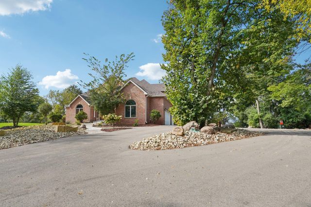 18685 Highview Avenue, Lakeville, MN 55044