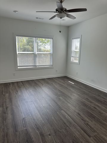 1170 S Dickerson Rd Unit 17, Goodlettsville, TN 37072