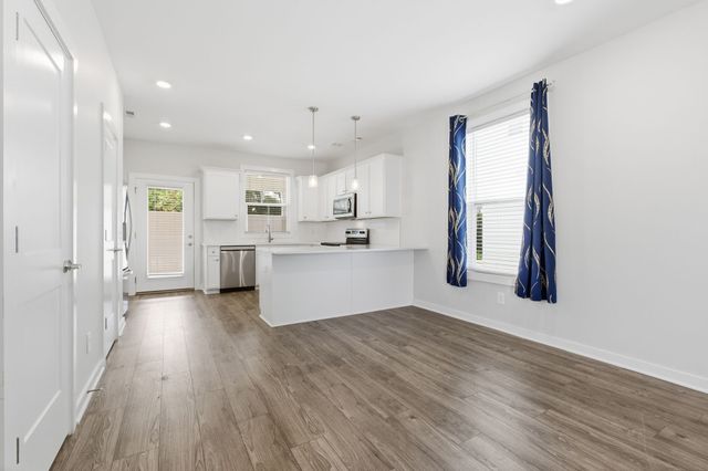 1170 S Dickerson Rd Unit 17, Goodlettsville, TN 37072