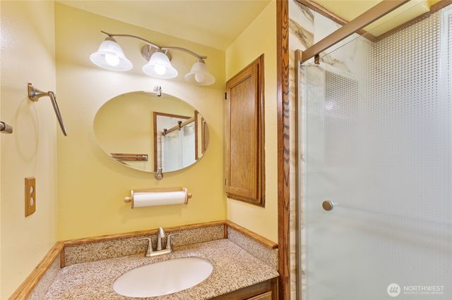 36521 25th Avenue S, Federal Way, WA 98003