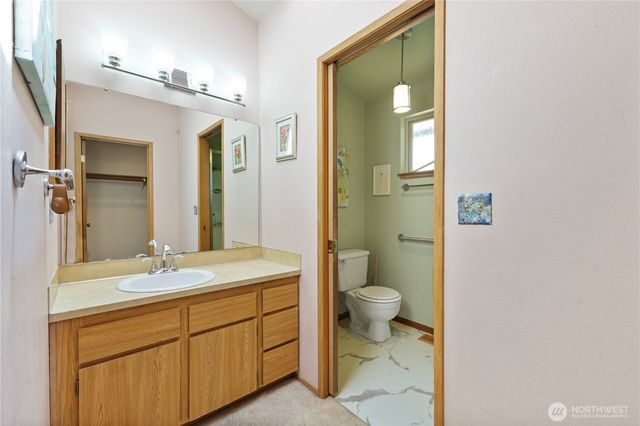 36521 25th Avenue S, Federal Way, WA 98003