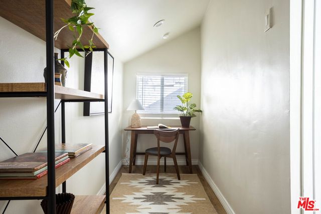 2210 Clinton Street, Los Angeles, CA 90026