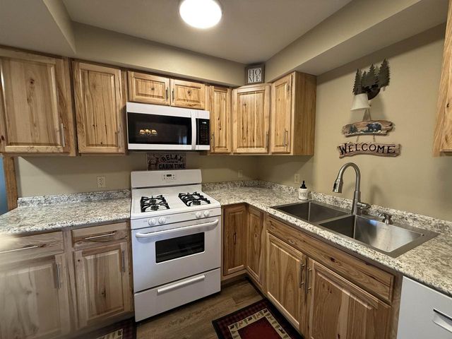 449 Overlook Court, Warrens,warrens, WI 54666