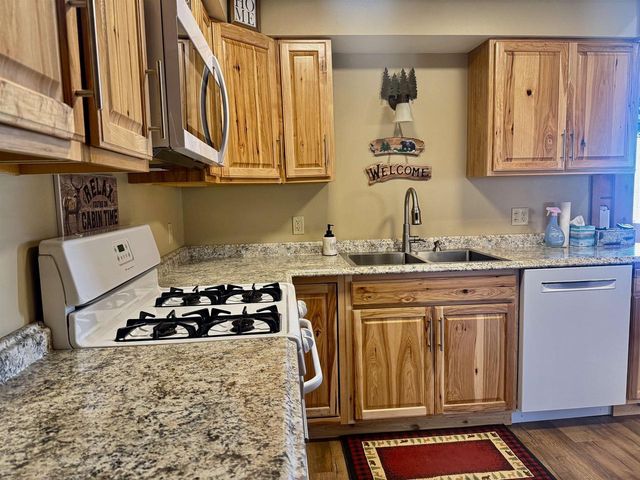 449 Overlook Court, Warrens,warrens, WI 54666